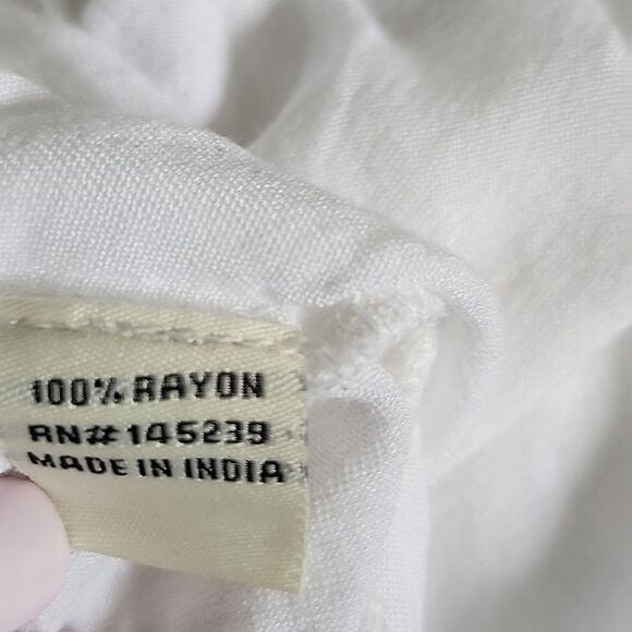 Sim & Sam 100% Rayon, White, Off The Shoulder, Eyelet Ruffle, Crop Top, L - Picture 5 of 6